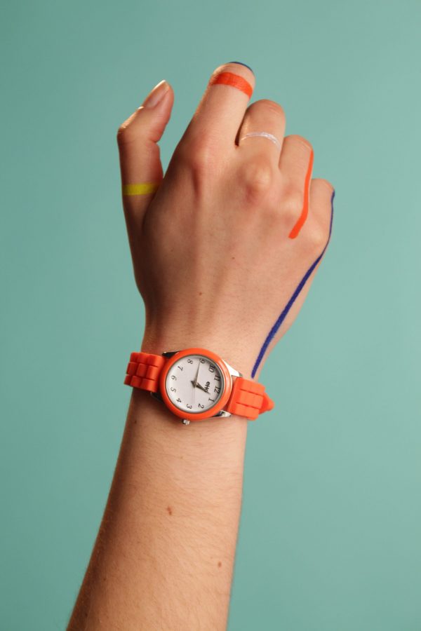 Montre orange upcyclée